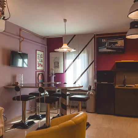 Library House - Venice ميستر