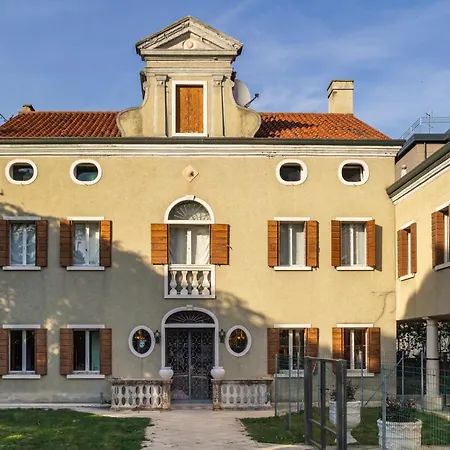 Library House - Venice * מסטרה