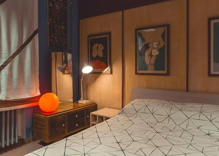 Library House - Venice Апартаменты *