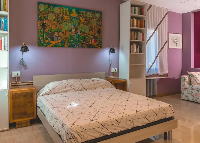 Library House - Venice Апартаменты *